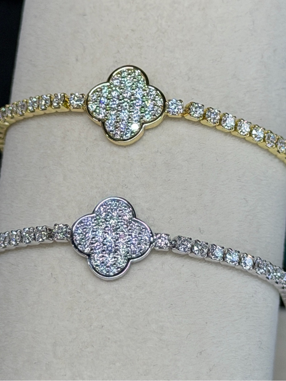 .39 CTW moissanite clover bracelet retails $370